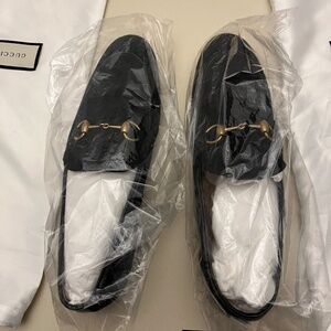 Unused brand new men’s gucci Jordaan loafer
